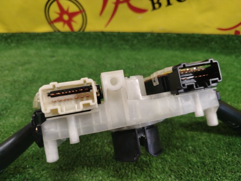 Подрулевой переключатель света, 1000 рублей, Красноярск