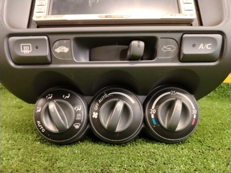 Блок управления климат-контролем, 1000 рублей, Красноярск