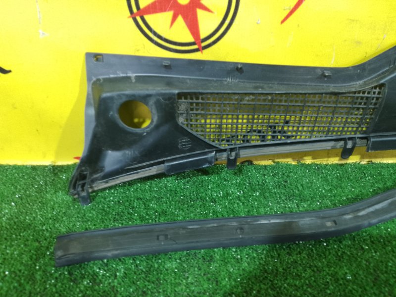 Решетка под лобовое стекло, 800 рублей, Красноярск