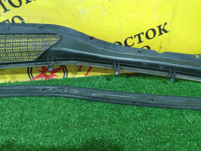 Решетка под лобовое стекло, 800 рублей, Красноярск