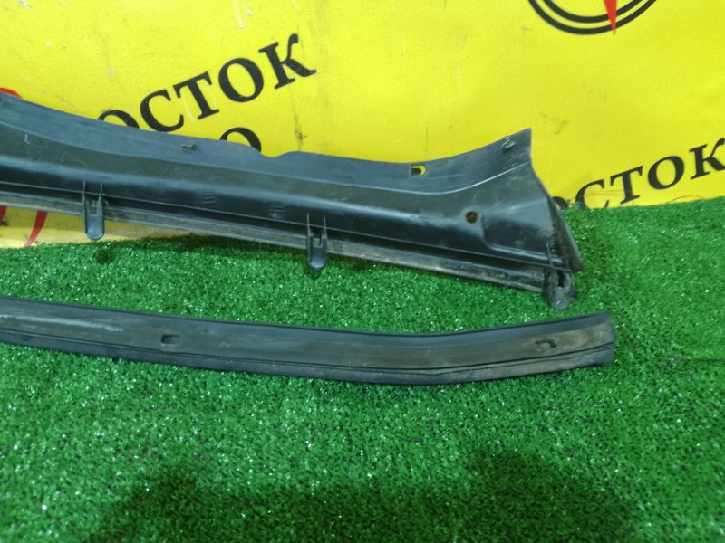 Решетка под лобовое стекло, 800 рублей, Красноярск