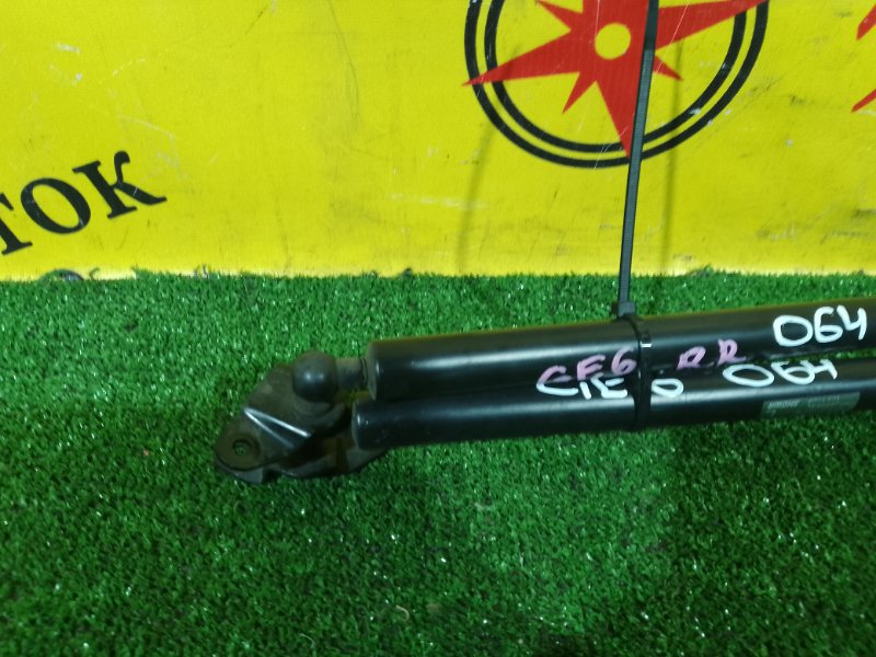 амортизатор багажника, 300 рублей, Красноярск