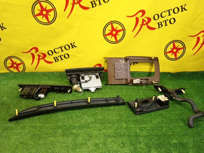 пластиковые детали салона, 5000 рублей, Красноярск