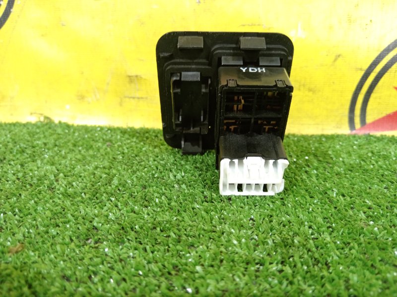 Блок управления зеркалами, 200 рублей, Красноярск