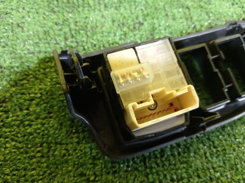 Блок управления зеркалами, 200 рублей, Красноярск