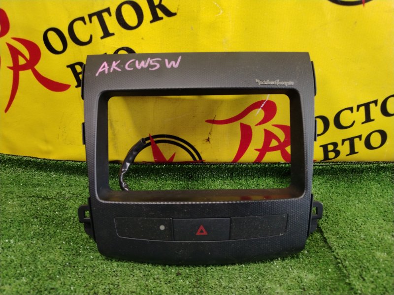 рамка магнитофона, 300 рублей, Красноярск