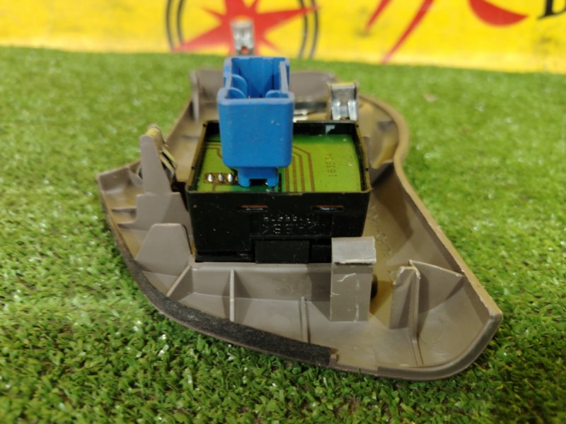 Блок управления зеркалами, 300 рублей, Красноярск