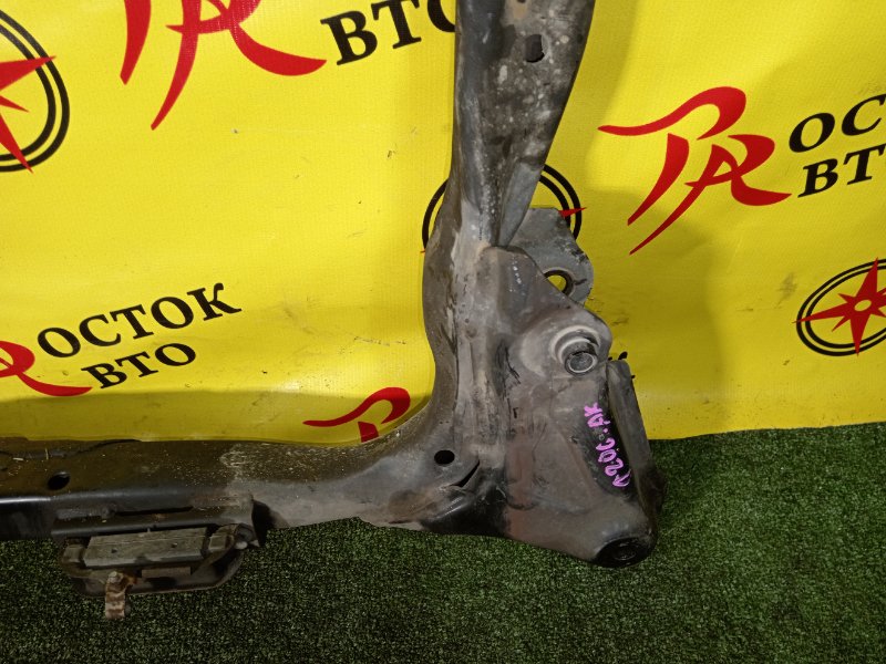 балка поперечная, 2000 рублей, Красноярск