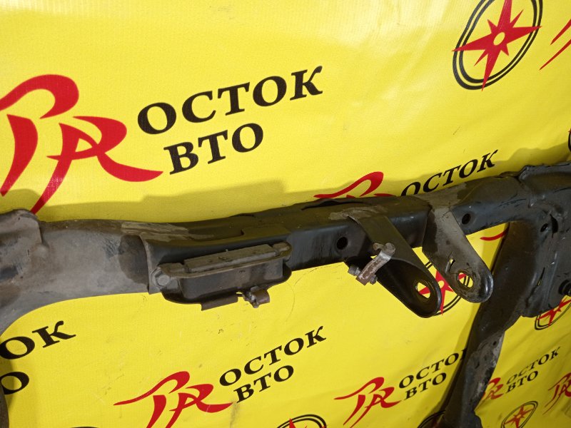 балка поперечная, 2000 рублей, Красноярск