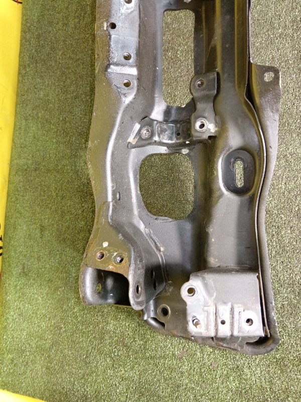 балка поперечная, 1000 рублей, Красноярск