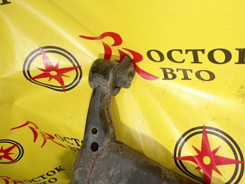 балка поперечная, 2000 рублей, Красноярск