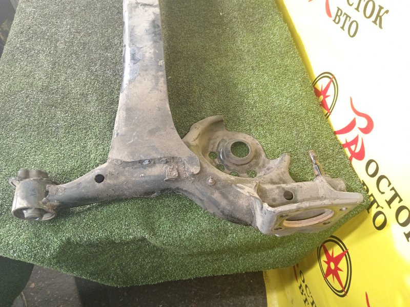 балка поперечная, 2000 рублей, Красноярск