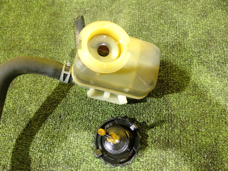 бачок гидроусилителя, 200 рублей, Красноярск