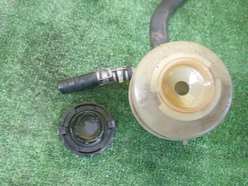 бачок гидроусилителя, 200 рублей, Красноярск