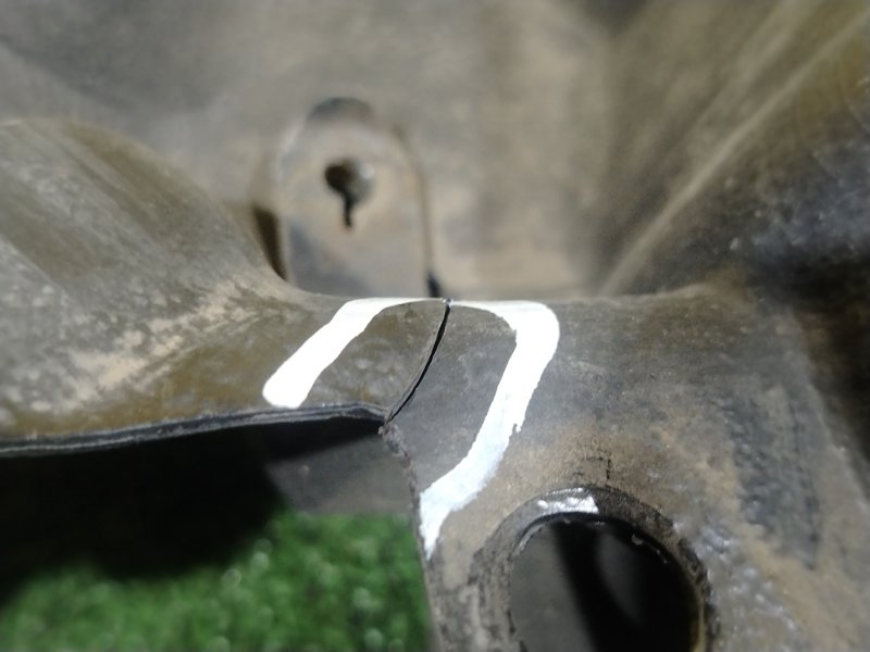 Подкрылок, 1000 рублей, Красноярск