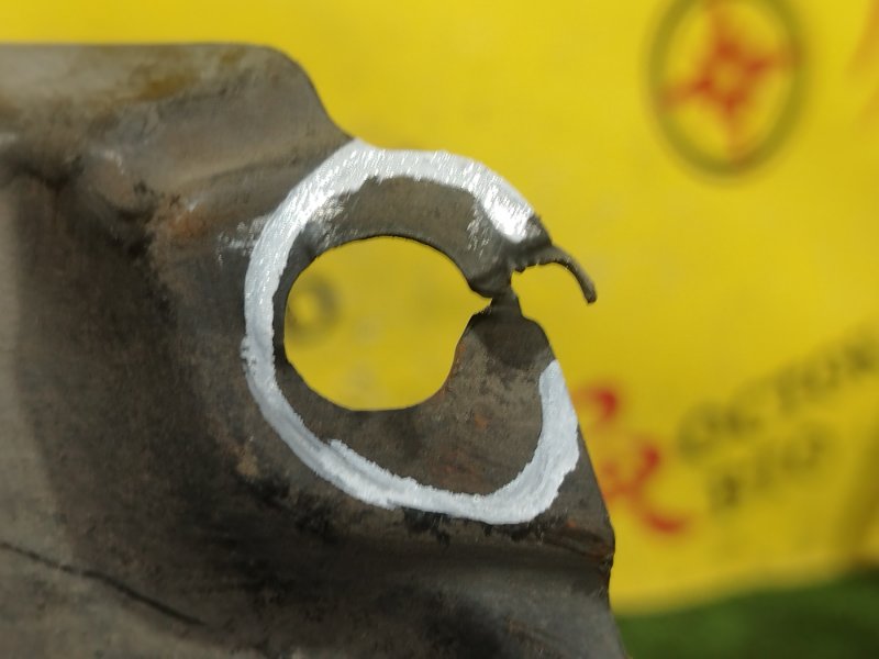 Подкрылок, 1500 рублей, Красноярск