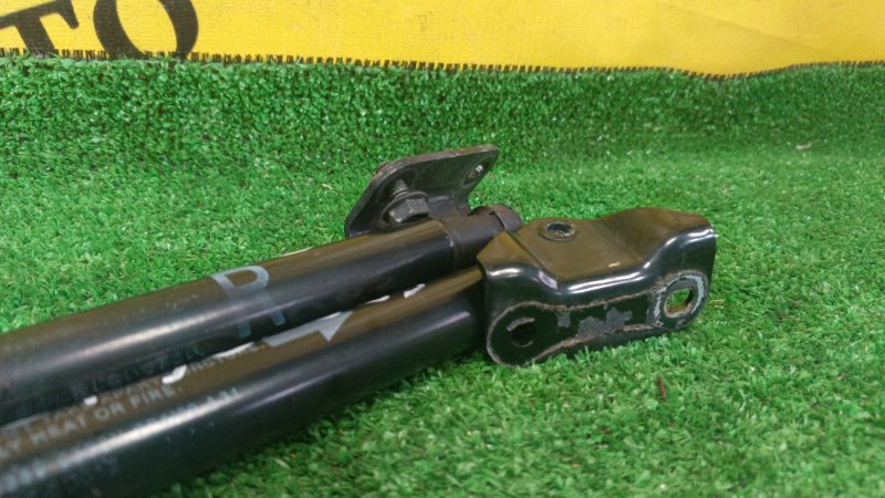 амортизатор багажника, 350 рублей, Красноярск