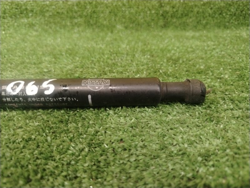 Амортизатор капота, 600 рублей, Красноярск