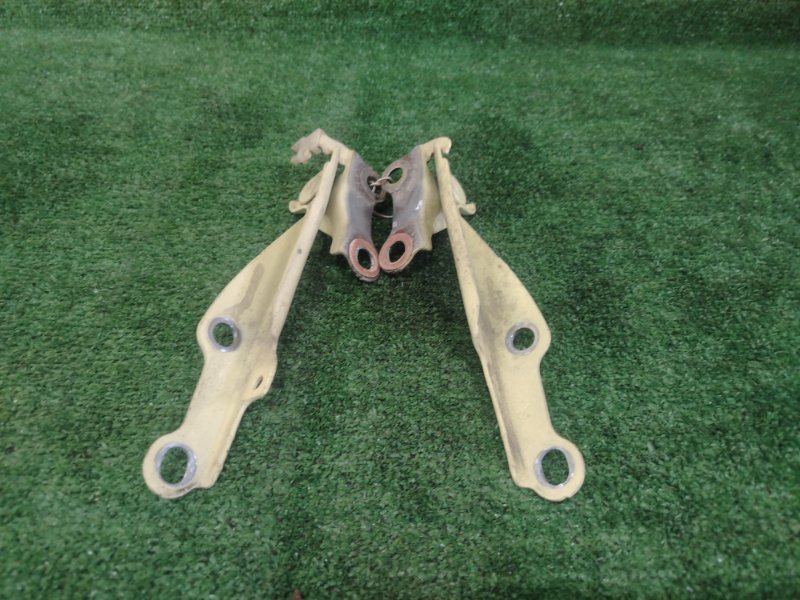 Петля капота, 400 рублей, Красноярск