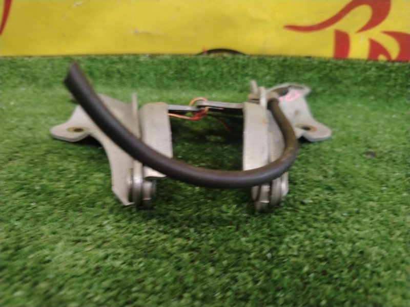 Петля капота, 300 рублей, Красноярск