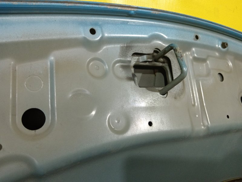 Капот, 5000 рублей, Красноярск