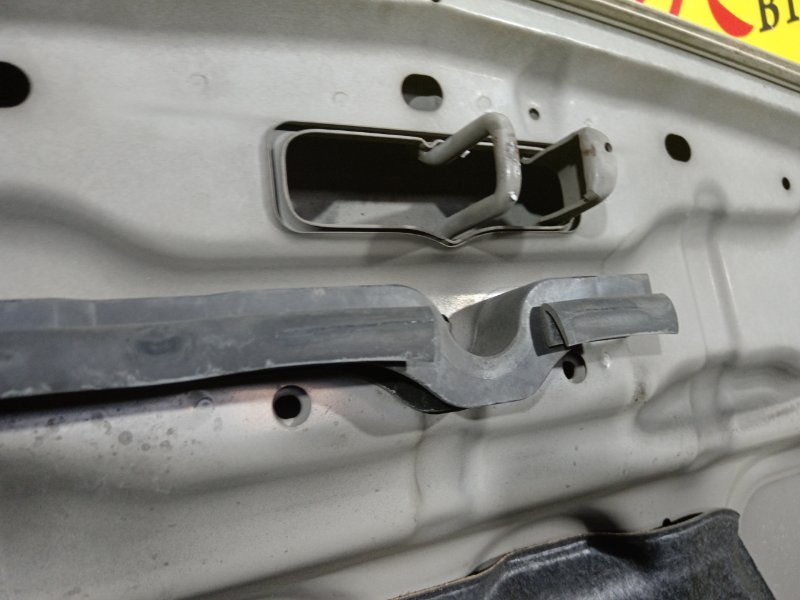 Капот, 3000 рублей, Красноярск