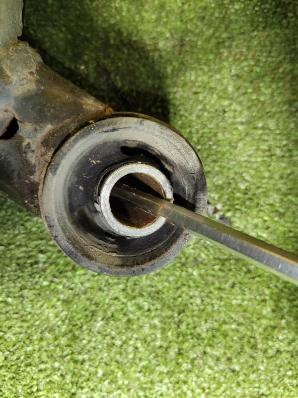 балка поперечная, 5000 рублей, Красноярск