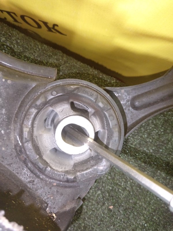 балка поперечная, 5000 рублей, Красноярск