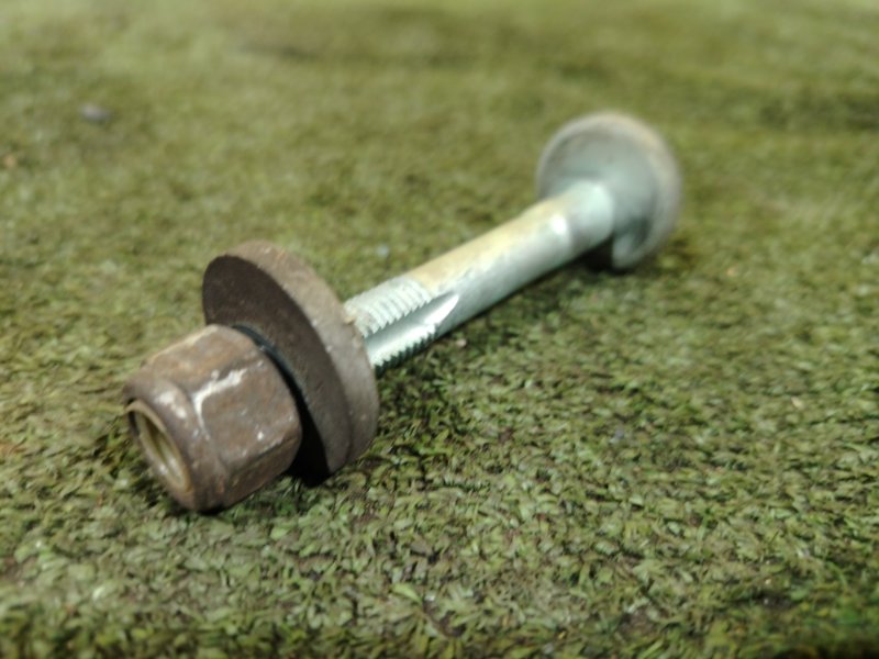 Болт развальный, 300 рублей, Красноярск