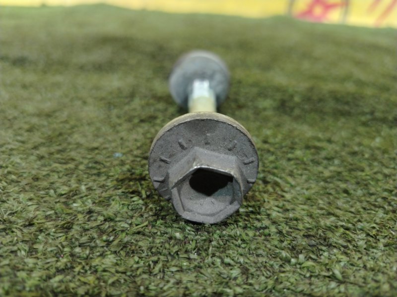 Болт развальный, 300 рублей, Красноярск