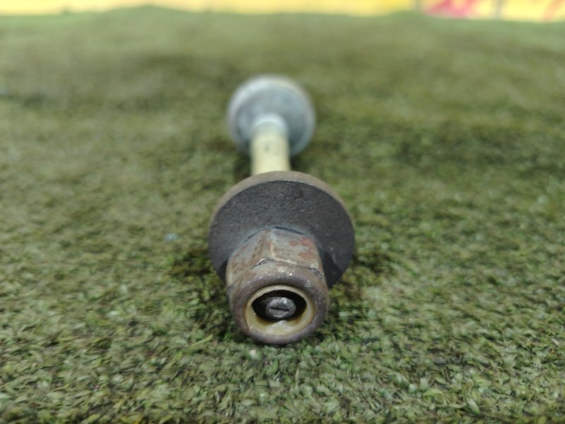 Болт развальный, 300 рублей, Красноярск