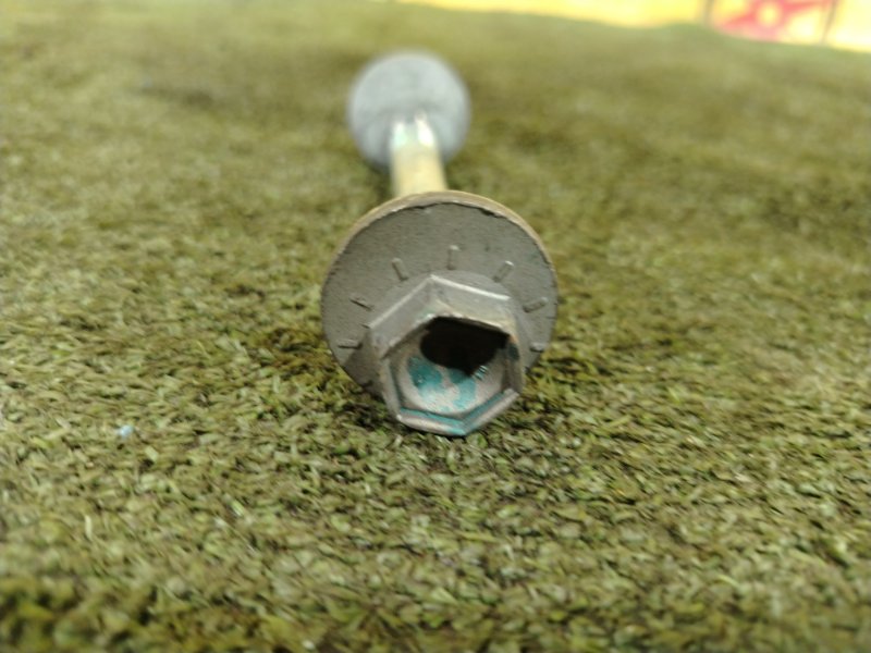 Болт развальный, 300 рублей, Красноярск