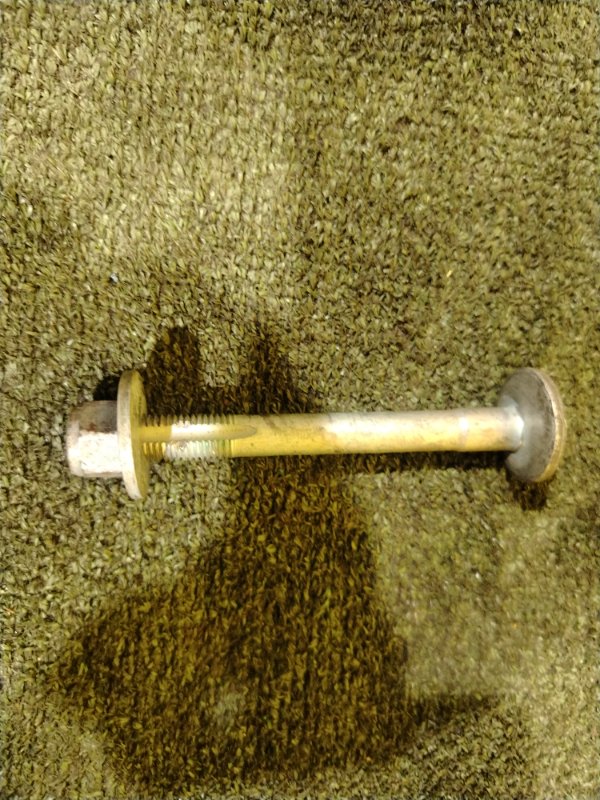 Болт развальный, 300 рублей, Красноярск