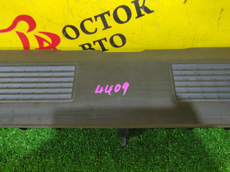 Накладка багажника, 250 рублей, Красноярск