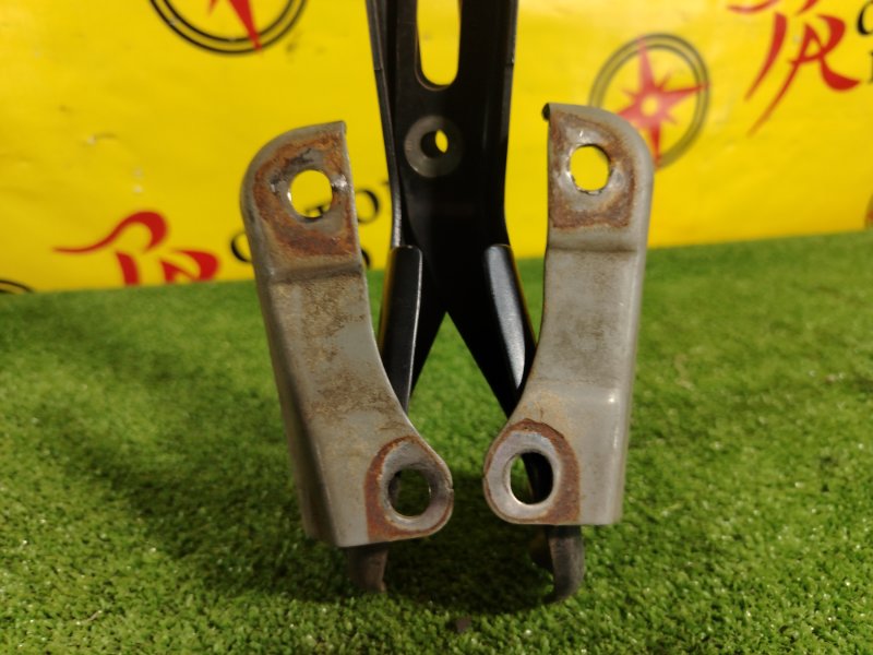 Петля капота, 300 рублей, Красноярск