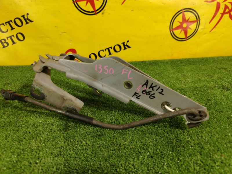 Петля капота, 300 рублей, Красноярск