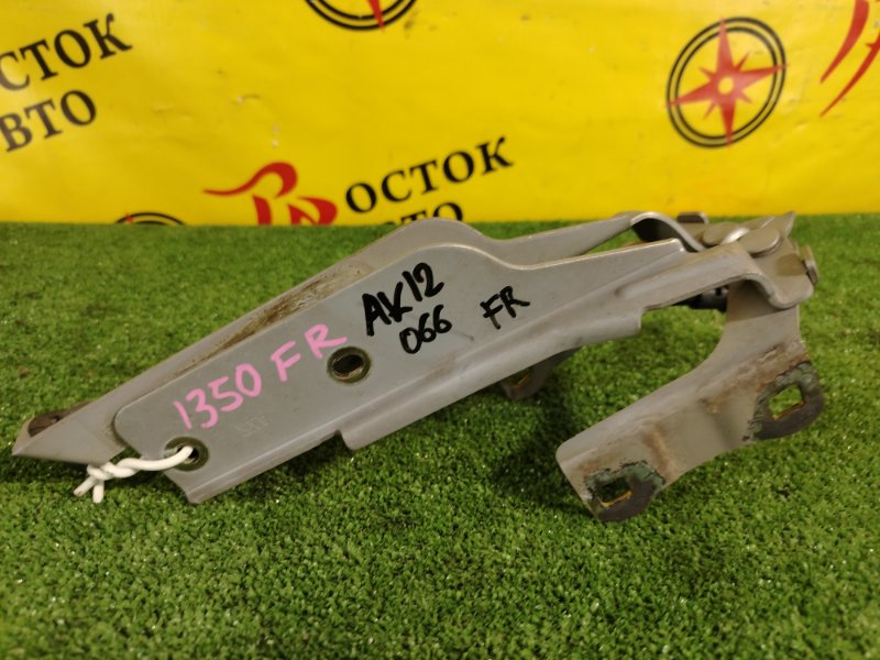 Петля капота, 300 рублей, Красноярск