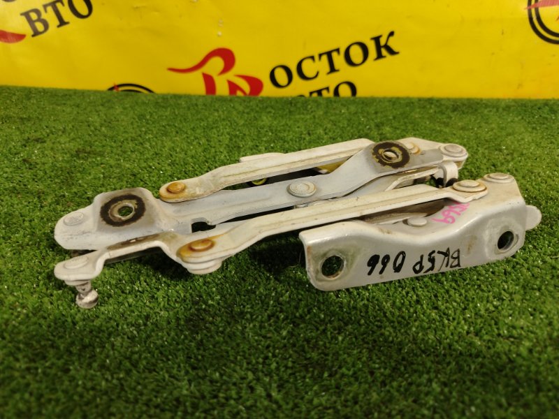 петля (шарнир крышки багажника), 800 рублей, Красноярск