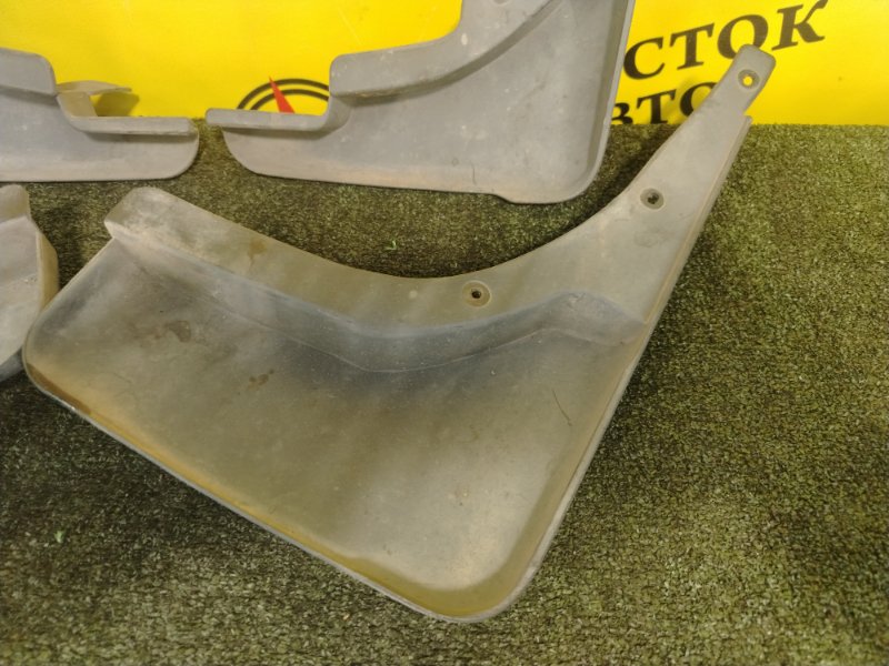 Брызговик, 800 рублей, Красноярск