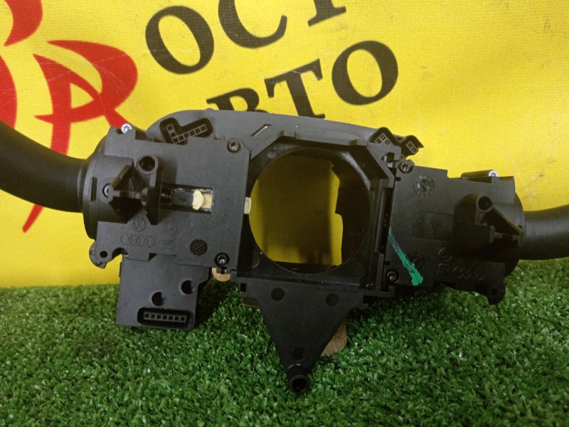 Подрулевой переключатель света, 2000 рублей, Красноярск