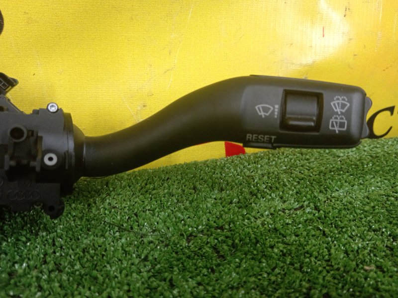 Подрулевой переключатель света, 2000 рублей, Красноярск