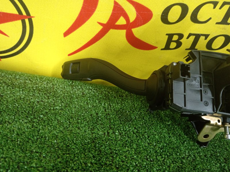 Подрулевой переключатель света, 2000 рублей, Красноярск