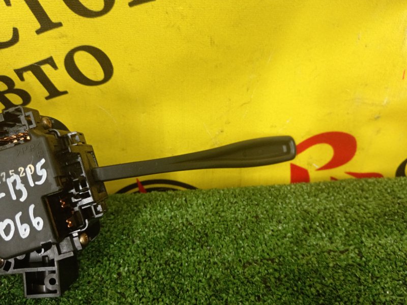 Подрулевой переключатель света, 500 рублей, Красноярск