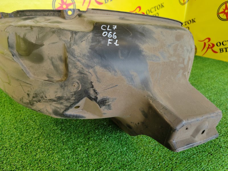 Подкрылок, 500 рублей, Красноярск