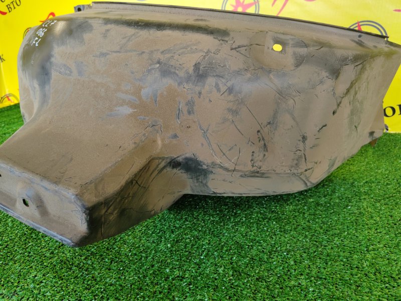 Подкрылок, 500 рублей, Красноярск