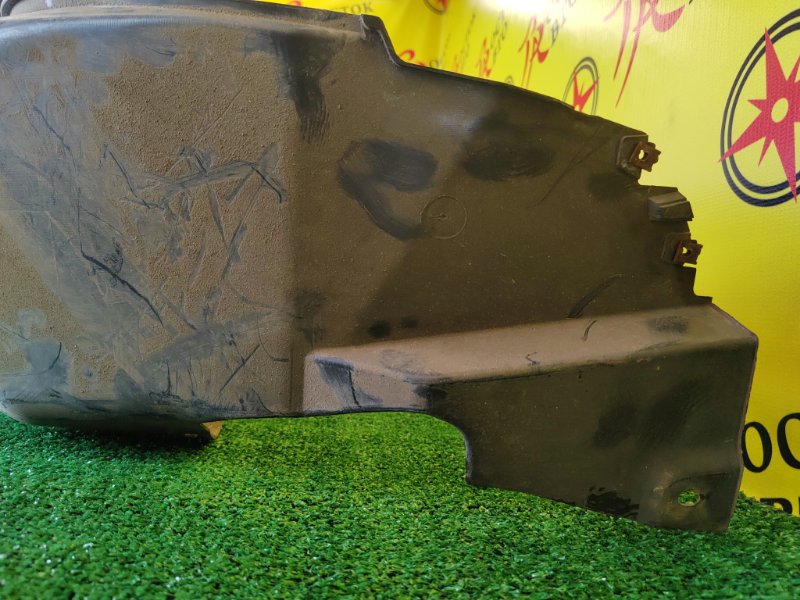 Подкрылок, 500 рублей, Красноярск