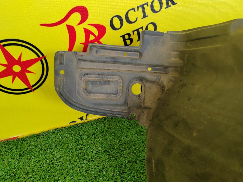 Подкрылок, 350 рублей, Красноярск