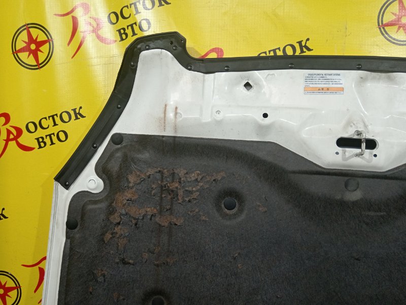 Капот, 5000 рублей, Красноярск