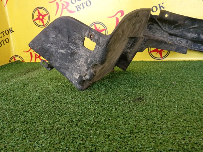 Подкрылок, 400 рублей, Красноярск