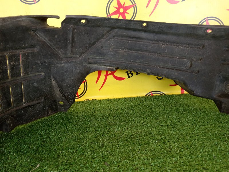 Подкрылок, 800 рублей, Красноярск